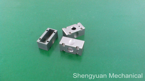 7075 Chính xác phay gia công phần cứng Phụ với 411M anốt oxy hóa
