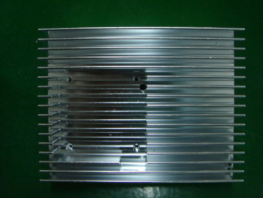 L-hình CNC Precision Machining, Rapid Prototype hợp kim nhôm tản nhiệt Extruded