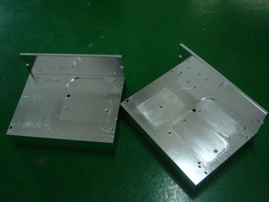 L-hình CNC Precision Machining, Rapid Prototype hợp kim nhôm tản nhiệt Extruded