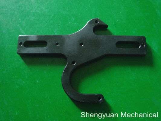Al6061 Phụ gia công chính xác CNC tải Door Latch với Anodized Đen