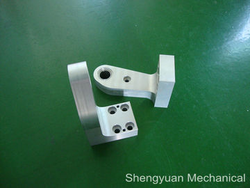 AL7075 / AL 6061 chính xác phay gia công phần với trắng Anodized CNC