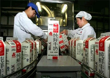 Dây chuyền sản xuất sữa tiệt trùng hiệu quả cao cho Gable Top Carton, chai nhựa và túi