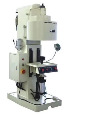 2.2kw công nghiệp lọc dầu Making Machine / ghép mí lon Máy Customized