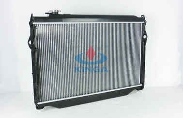 95-98 FZJ80G Toyota Landcruiser Radiator thay thế, truyền tải tự động