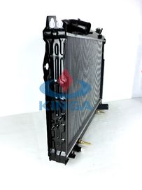 95-98 FZJ80G Toyota Landcruiser Radiator thay thế, truyền tải tự động